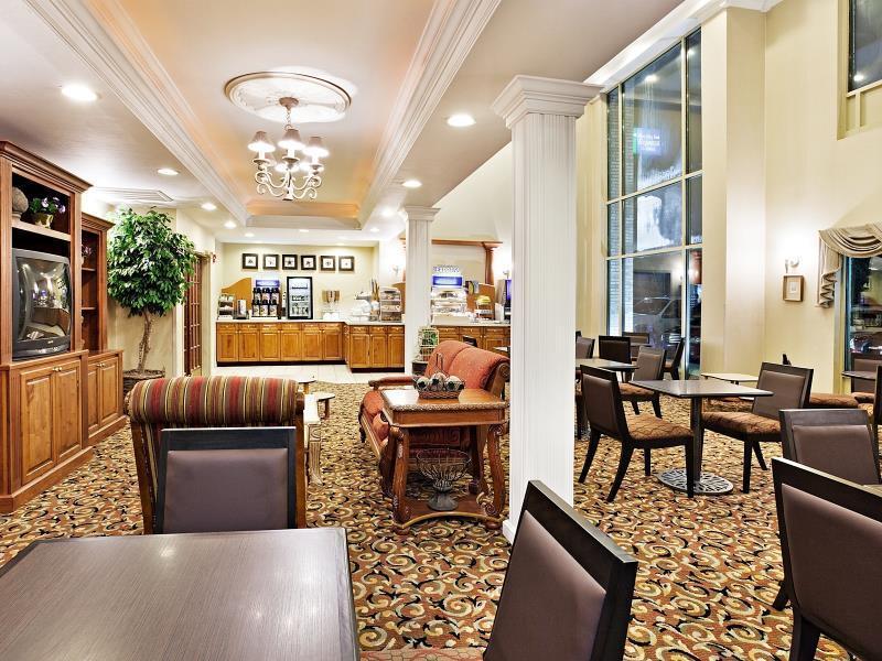 Holiday Inn Express Hotel & Suites Corbin By Ihg Exterior foto